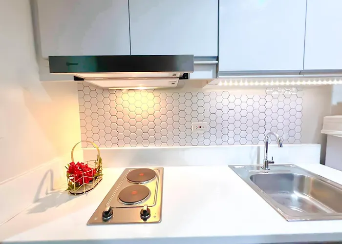 The Air Luxe Spot L Wifi And Netflix I Air 2929 Apartment
